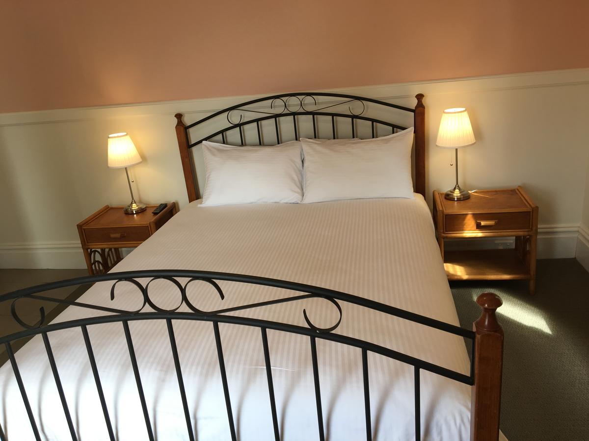 Settlers Arms Hotel Dungog Kültér fotó